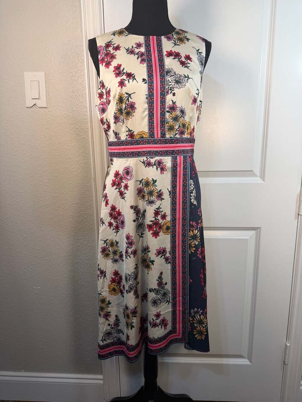 Maggy London Petite Floral Print Sleeveless Midi Dress Size 8P